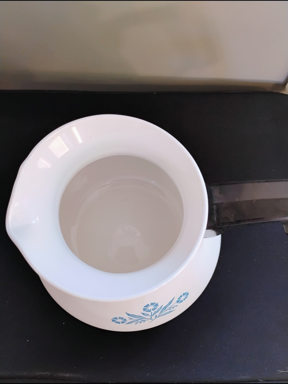 Retro Corning Ware Blue Cornflower Tea/Coffee Pot with Black Handle - Picture 12 of 16